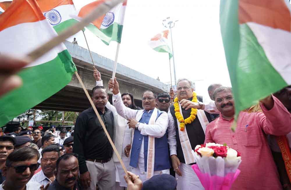 तिरंगा रैली को हरी झंडी दिखाकर किया रवाना, छत्तीसगढ़-मुख्यमंत्री विष्णु देव साय पहुंचे राजनांदगांव