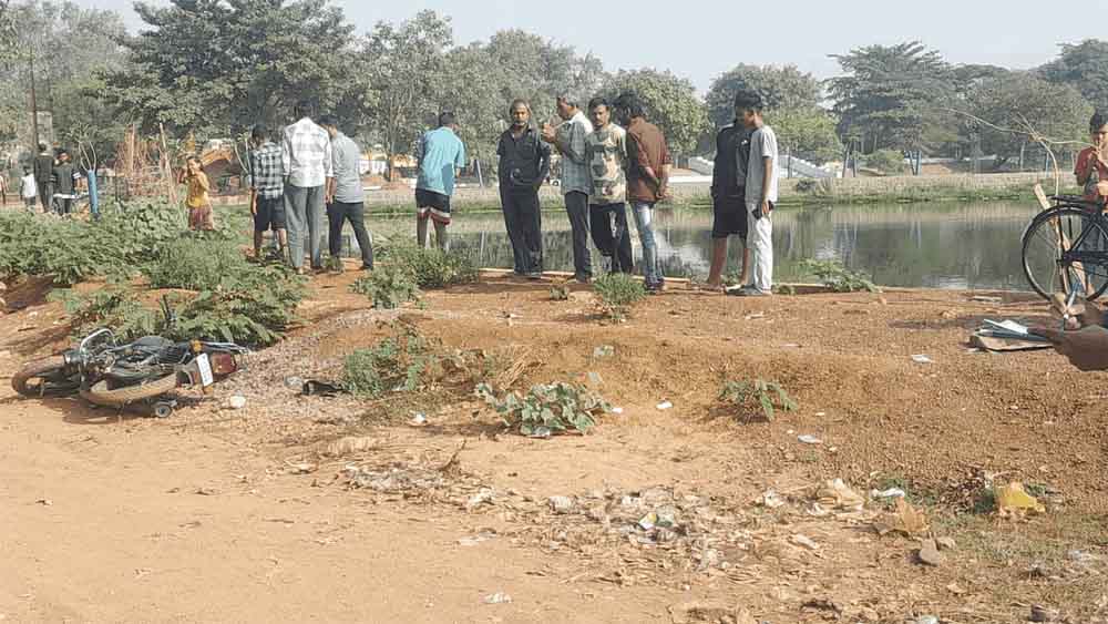 चाय पीने निकले थे तीनों, छत्तीसगढ़-भिलाई में दोस्तों ने युवक को चाकू से गोदा