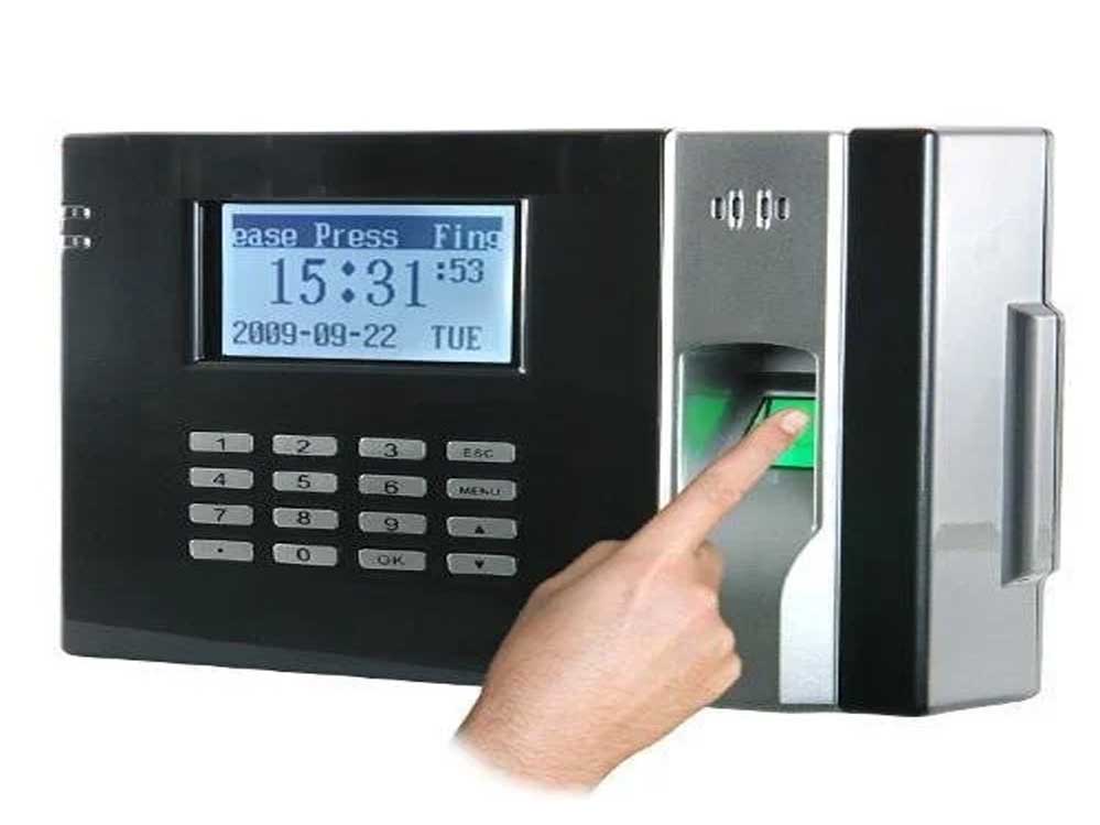 ई-अटेंडेंस अनिवार्य, नहीं लगाने वाले शिक्षकों के खिलाफ छिंदवाड़ा में होगी सख्त कार्रवाई