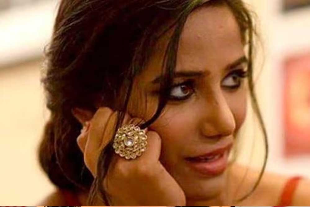 लव-कुश रामलीला में रंग जमाएंगी पूनम पांडेय, रावण की भूमिका के लिए बनी जल्द घोषणा?