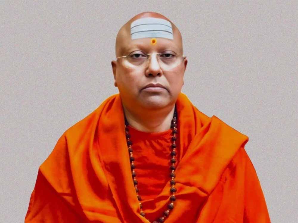 PMO के नाम पर कॉल कराता था बाबा चैतन्यानंद, गिरफ्तारी के बाद पुलिस ने किए बड़े खुलासे