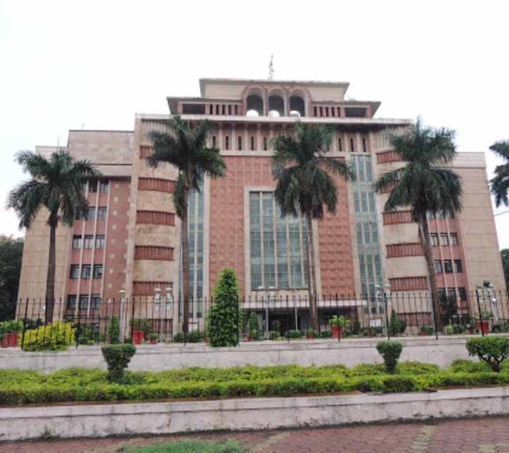 मध्य प्रदेश प्रशासनिक बदलाव: 18 IAS अधिकारियों के ट्रांसफर, निधि सिंह अपर श्रम आयुक्त नियुक्त