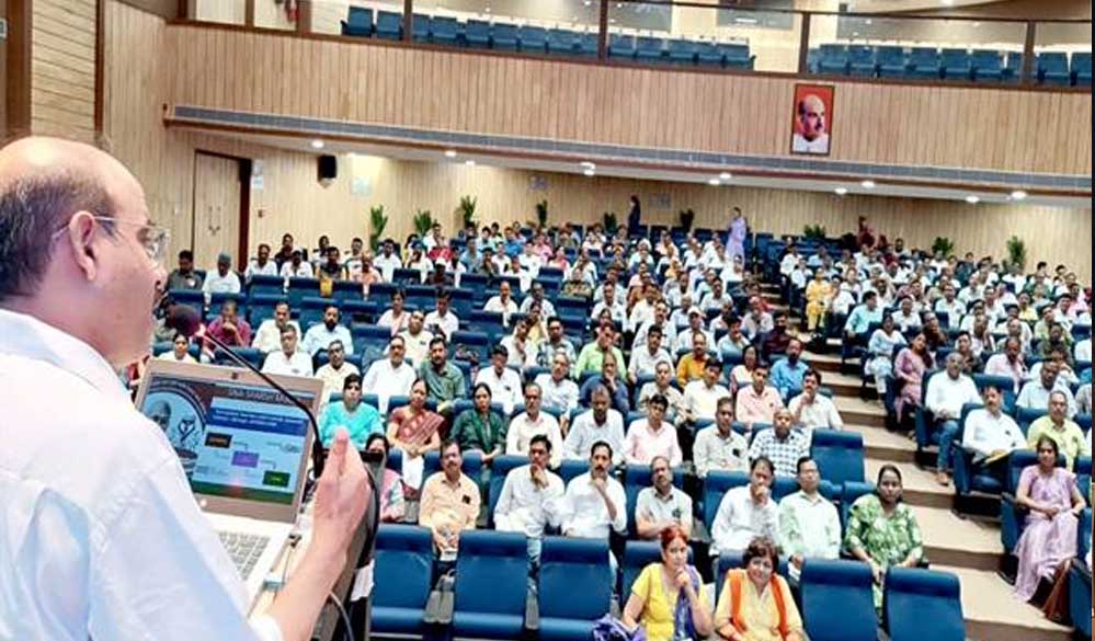 मनरेगा मजदूरी के समय पर भुगतान के लिये अधिकारियों को दिया गया प्रशिक्षण