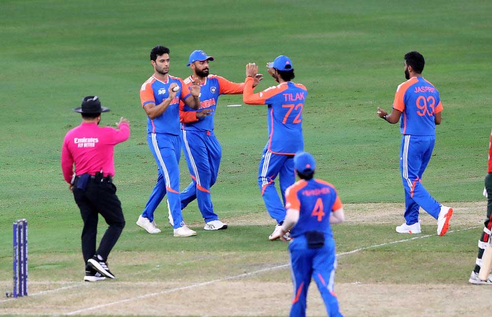 एशिया कप फाइनल में भारत की एंट्री, अभिषेक का अर्धशतक, कुलदीप-वरुण की घातक गेंदबाज़ी