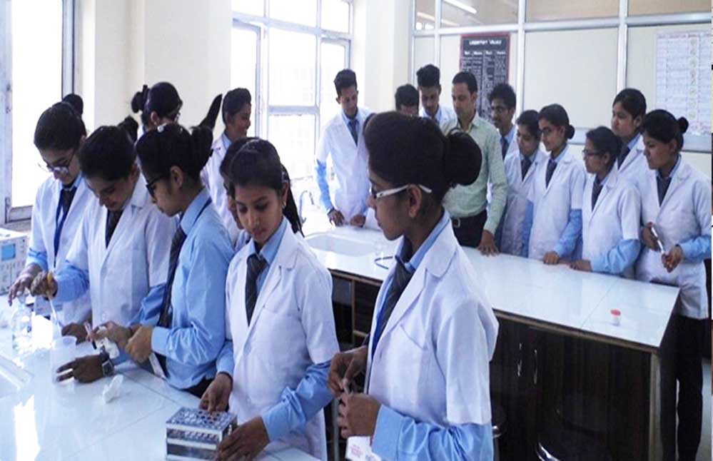 मध्य प्रदेश में नर्सिंग सीटों पर इंतजार खत्म होने को, 200 कॉलेजों की मान्यता संभव