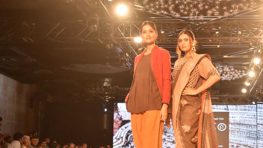 ODOP और विश्वकर्मा श्रम सम्मान जैसी योजनाओं ने कारीगरों व बुनकरों को दिया बड़ा संबल