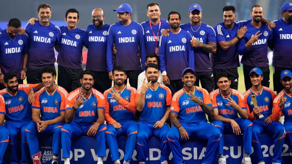 पाकिस्तान को रौंदने वाली टीम इंडिया को BCCI का भारी इनाम, ACC प्राइज मनी से कई गुना ज्यादा रकम मिली