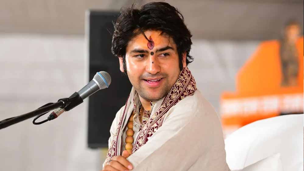 भारत को हिंदू राष्ट्र बनाने की मांग पर धीरेंद्र शास्त्री ने कहा – ‘नेपाल जैसी स्थिति से बचना जरूरी’