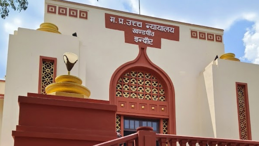 उज्जैन हाईकोर्ट ने महाकाल मंदिर समिति की नियुक्तियों पर लगाई तल्खी, कलेक्टर को 3 महीने में जवाब देने का निर्देश