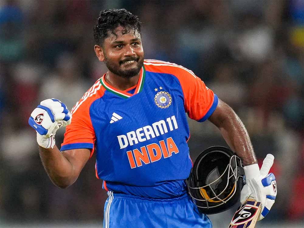 मैच के हीरो बने संजू सैमसन, ड्रेसिंग रूम में मिला इम्पैक्ट प्लेयर अवॉर्ड