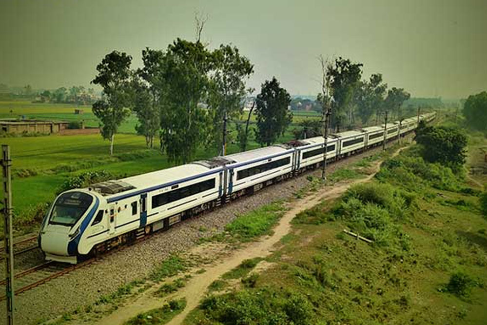बिलासपुर-नागपुर वंदे भारत ट्रेन में नई सुविधा, रेलवे ने बदला नियम यात्रियों के हित में