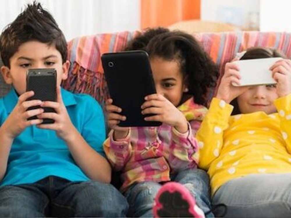 इन यूजफुल एप्स की मदद से बच्चे रहेंगे सेफ