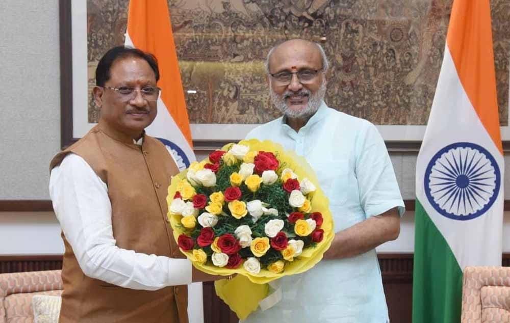 उपराष्ट्रपति सी. पी. राधाकृष्णन से मुख्यमंत्री विष्णु देव साय ने की शिष्टाचार भेंट