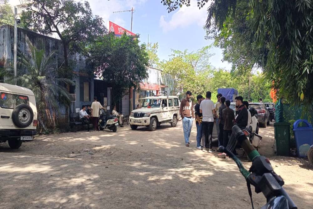 भोपाल पुलिस की बदसलूकी से DSP के साले की अस्पताल पहुंचने से पहले मौत, दो जवान निलंबित