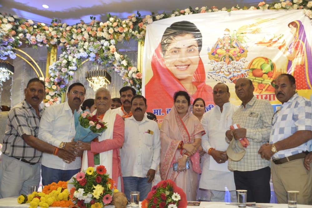 राज्यमंत्री श्रीमती गौर ने की छठ की तैयारियों की समीक्षा