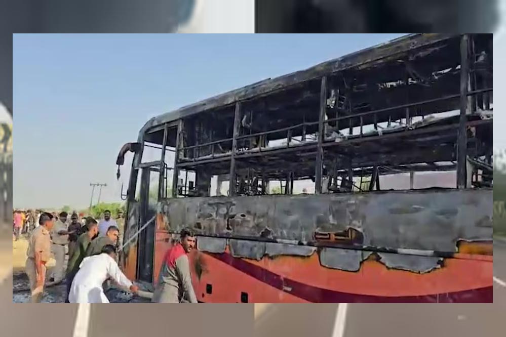जैसलमेर में बड़ा हादसा, चलती बस में लगी आग, कई लोगों की मौत की आशंका