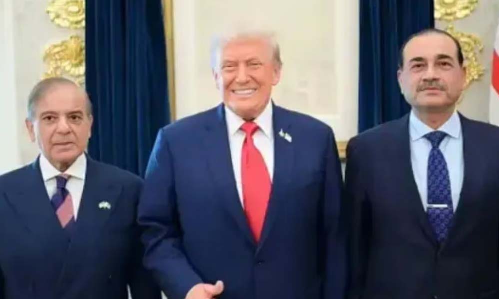 गाजा मुद्दे पर पाकिस्तान की सफाई से नहीं थमा गुस्सा, ट्रंप के प्लान को समर्थन दे फंसे शहबाज