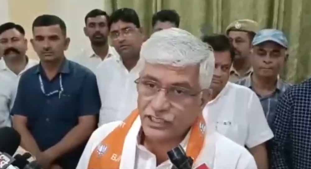 बंगाल हिंसा: BJP सांसद पर हमला, मंत्री गजेंद्र सिंह ने जताई सुरक्षा की चिंता