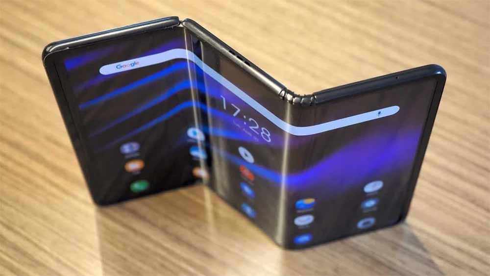 Samsung का 3-फोल्ड स्मार्टफोन देगा एंट्री, 100x ज़ूम कैमरे से मचाएगा धमाल