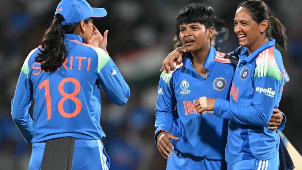 भारतीय महिला बल्लेबाजों का जलवा! स्मृति-प्रतीका के तूफानी शतकों से भारत ने न्यूजीलैंड को हराया, सेमीफाइनल में एंट्री पक्की