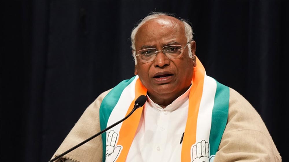 कांग्रेस की सफलता का दावा: खड़गे ने केरल विधानसभा चुनाव 2026 में जताया भरोसा