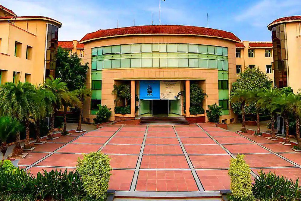 छत्तीसगढ़ के ग्रामीण इलाकों में खुलेंगे CBSE स्कूल, निवेशकों को सब्सिडी देकर बढ़ावा देगी सरकार