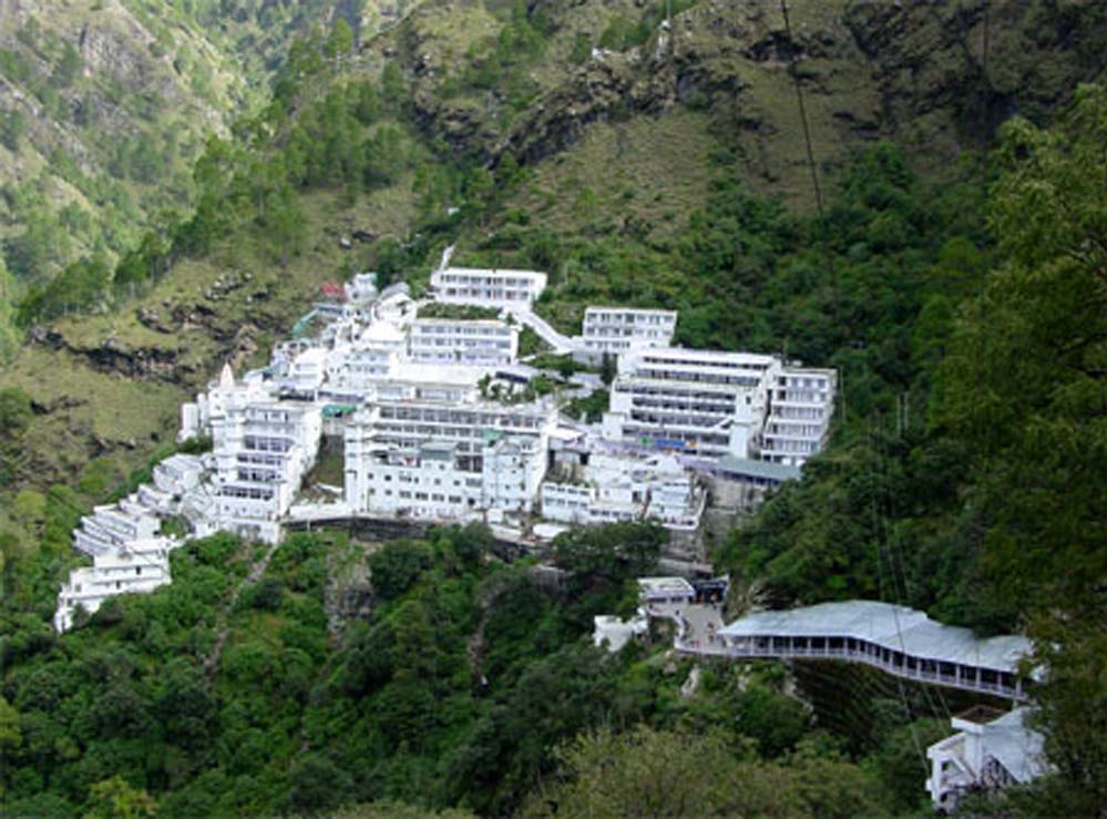 5 अक्टूबर से मां वैष्णो देवी यात्रा तीन दिन के लिए स्थगित, श्रद्धालुओं को सूचना जारी