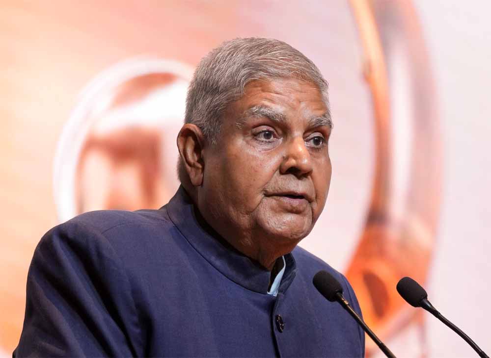 उपराष्ट्रपति की 100 दिन की खामोशी! कांग्रेस ने केंद्र से की सख्त कदम उठाने की अपील