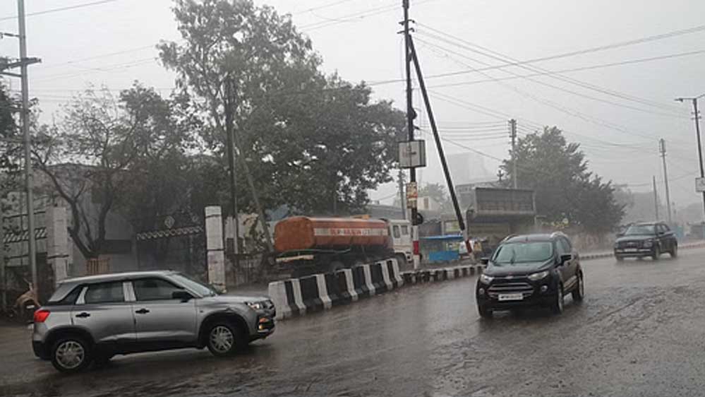 इंदौर संभाग में हल्की बूंदाबांदी, दिवाली तक धूप और ठंडक का संगम
