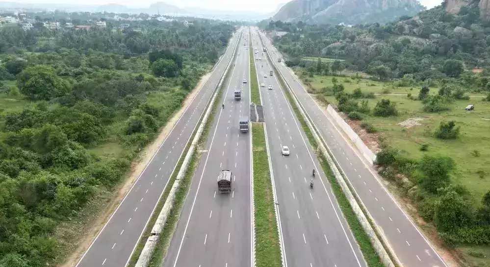 98.73 किमी लंबा हाईवे बदलेगा ट्रैवल एक्सपीरियंस, MP से दिल्ली-मुंबई का सफर होगा सुगम