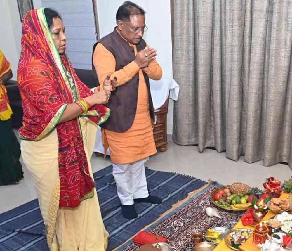 दीपावली के बाद CM साय ने की गोवर्धन पूजा, प्रदेशवासियों के लिए मांगी सुख-शांति की कामना