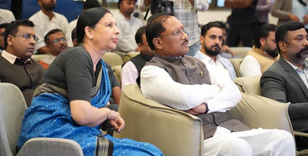 मुख्यमंत्री विष्णुदेव साय ने किया गुजरात के गांधीनगर स्थित NAMTECH का भ्रमण