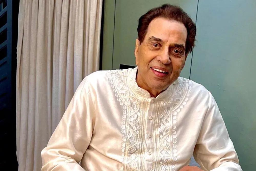 फैंस के लिए चिंता की खबर: धर्मेंद्र की हालत नासाज़, अस्पताल में भर्ती
