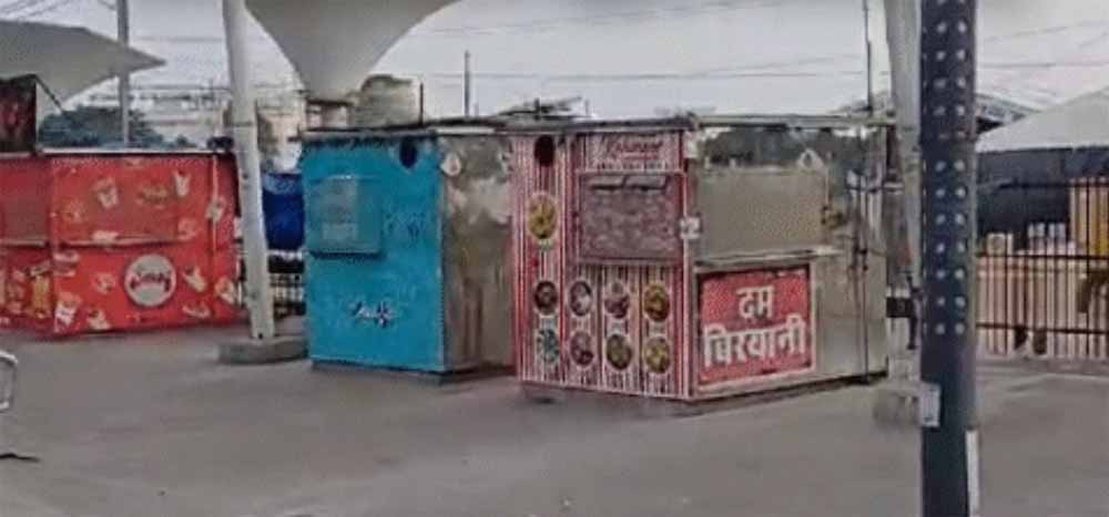 फुटपाथ कारोबार पर सख्ती: सभी ठेले और फूड वैन को लेना होगा लाइसेंस