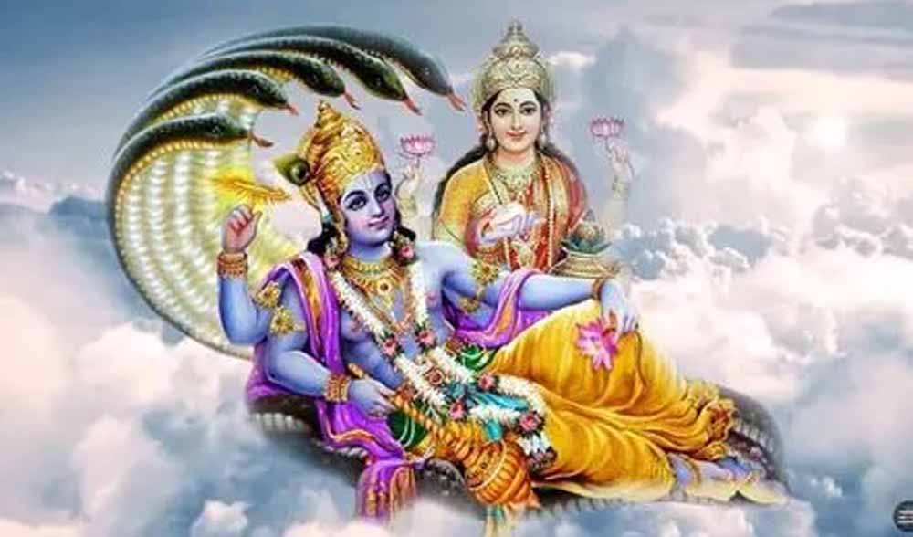 देव दीपावली 2025: विष्णु-लक्ष्मी की आरती से मिलेगा हर पूजा का संपूर्ण फल और दिव्य कृपा!