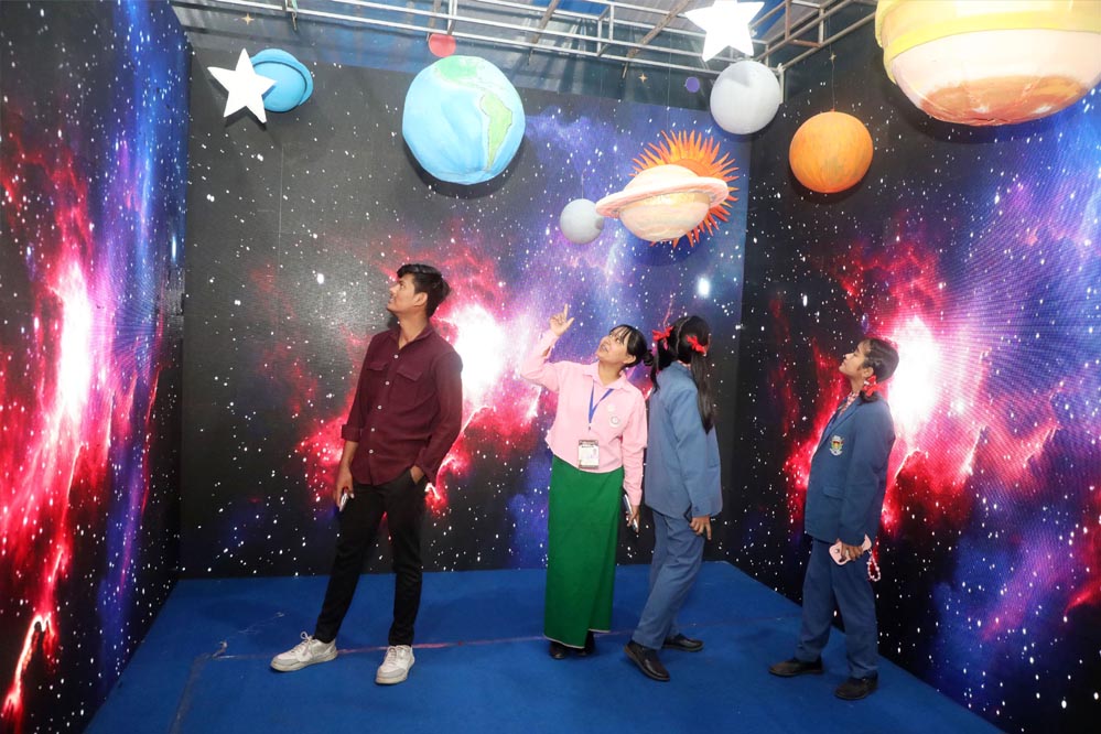 बाल वैज्ञानिक प्रदर्शनी में बच्चों के बनाए मॉडल हुए हाइलाइट, विज्ञान और टेक्नोलॉजी पर जोर