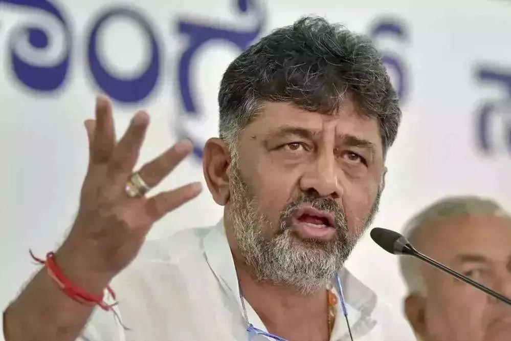 कर्नाटक में कांग्रेस संकट गहराया, बगावती कैंप मजबूत—हाईकमान के लिए सत्ता समीकरण सँभालना चुनौती