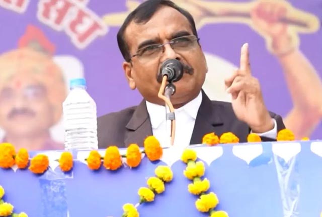 IAS संतोष वर्मा केस: समाज का प्रदर्शन जारी, GAD नोटिस के साथ मामले की गहन जांच की तैयारी