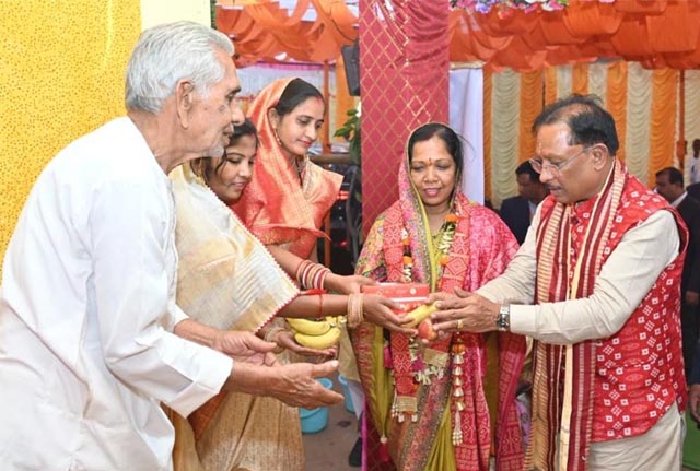 मुख्यमंत्री ने प्रदेशवासियों को संविधान दिवस की दी बधाई