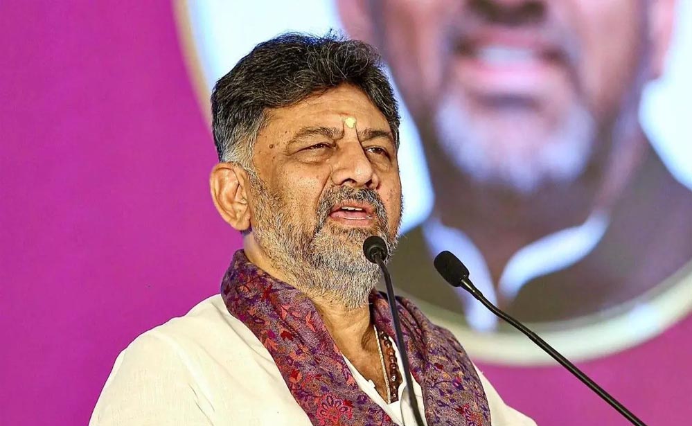 शिवकुमार ने सिद्धारमैया संग चर्चा के बाद कहा—‘हमारा संदेश पहुंच गया, अब आगे की राह’