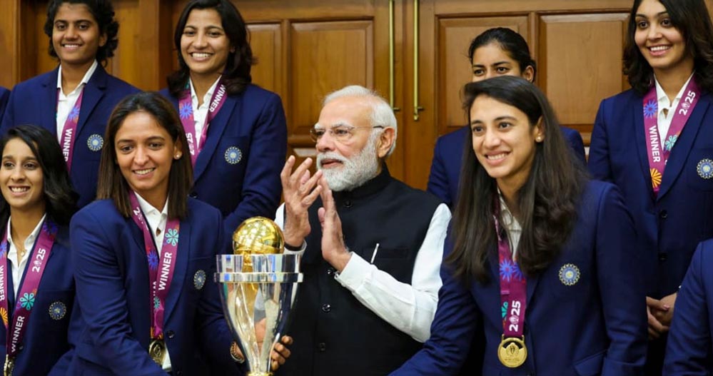 अमनजोत का जादुई कैच और हरमन की ब्रिगेड से PM मोदी की बातचीत में छाए जज्बे और जोश के किस्से