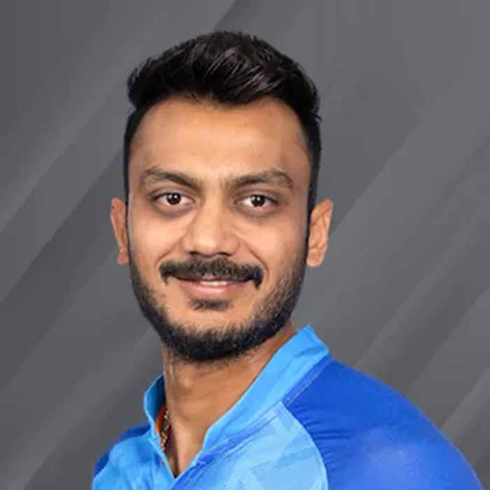 लोग सोचते हैं अंग्रेज़ी न आने पर कप्तानी नहीं मिलती, अक्षर पटेल ने रखी सच्चाई