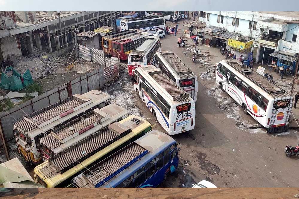 पुरानी बसें बाहर, नई बसों में सुरक्षा बढ़ाई: ड्राइवर-कंडक्टर नशा नहीं करेंगे, नियम तोड़ने पर कड़ी कार्रवाई