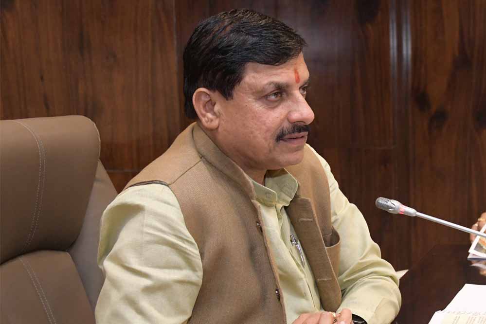 मुख्यमंत्री मोहन यादव का निर्देश: अवैध कॉलोनियों पर प्रभावी कार्रवाई, 15 दिन में नोटिस और कब्जा ढहाया जाएगा