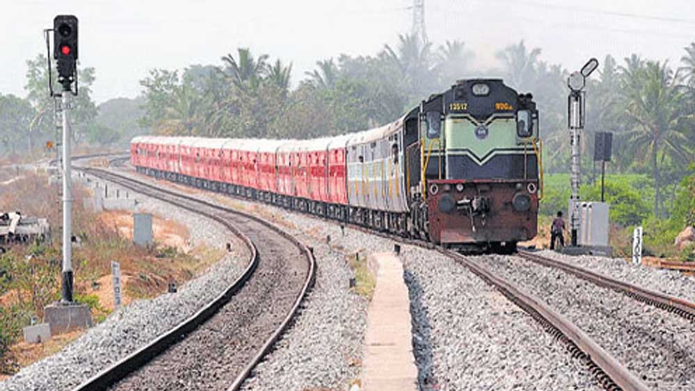 ट्रेनें अब समय पर चलेंगी! रेलवे ने 40 साल में पहली बार किया ऐसा काम