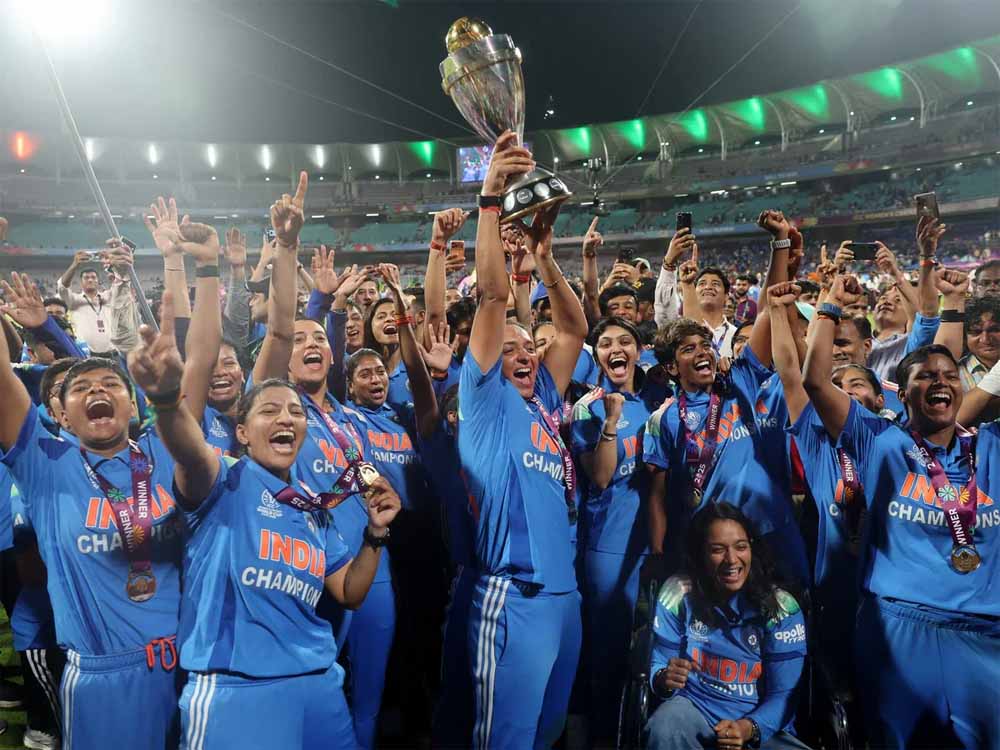 सोने से बनी या सिर्फ शो पीस? वर्ल्ड कप ट्रॉफी की कीमत पर खुलासा