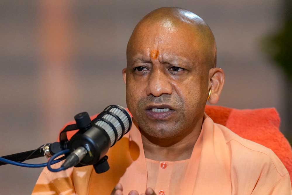 अयोध्या में ऐतिहासिक दिन, पीएम मोदी करेंगे मंदिर में ध्वजारोहण, CM योगी ने जताई खुशहाली की उम्मीद