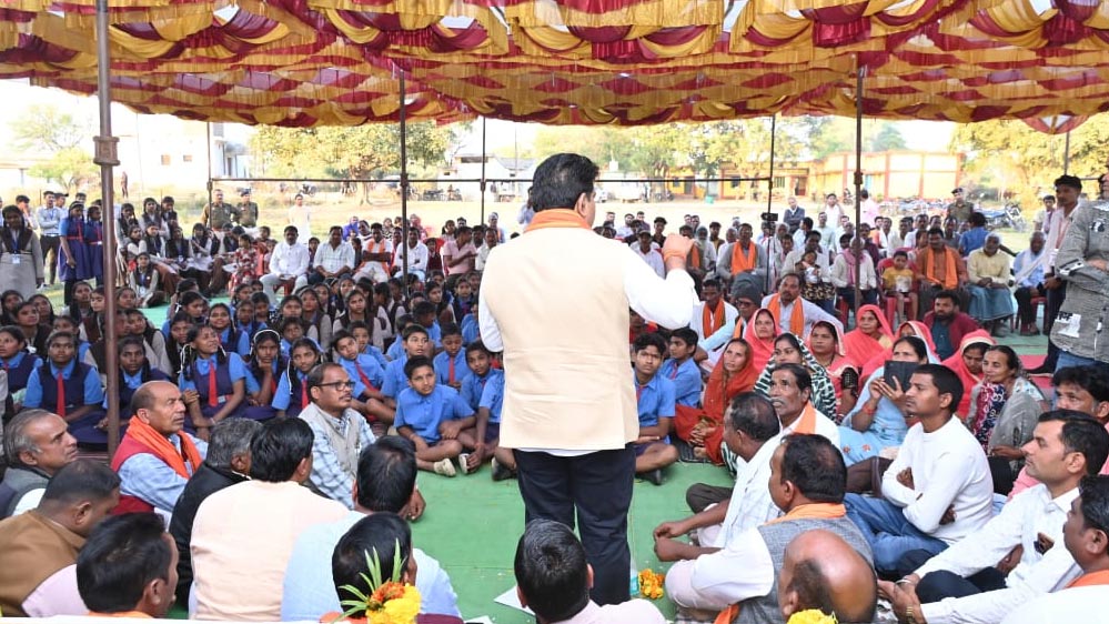 मोहगांव से कोको तक 4.30 किमी लंबे सड़क निर्माण से हजारों ग्रामवासी होंगे लाभान्वित