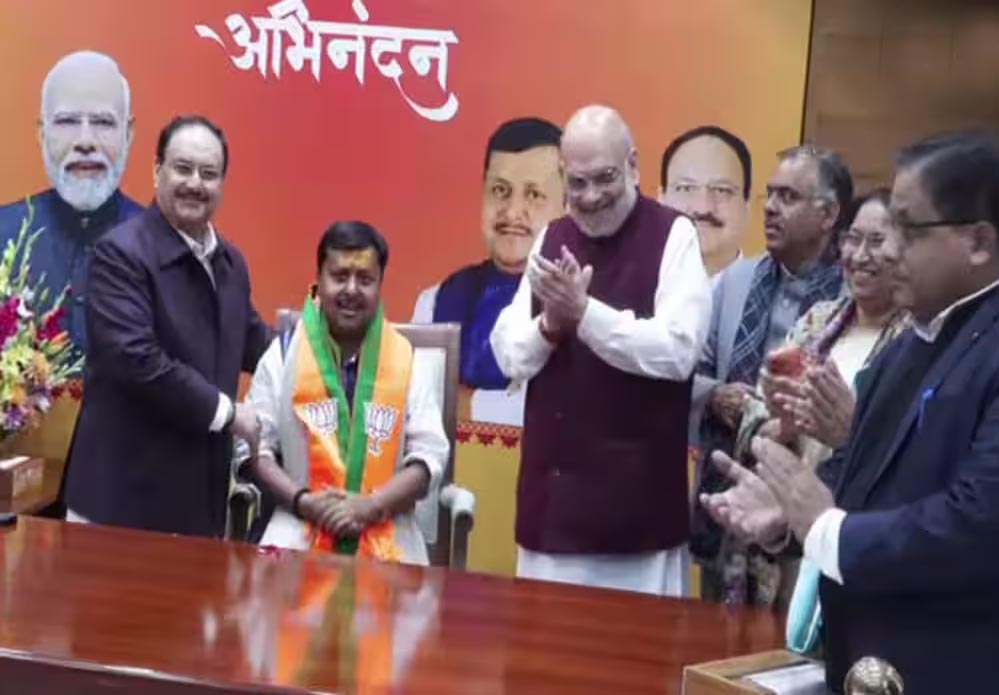 बीजेपी के कार्यकारी अध्यक्ष बने नितिन नबीन, कार्यभार संभालते हुए जेपी नड्डा और अमित शाह की रही उपस्थिति