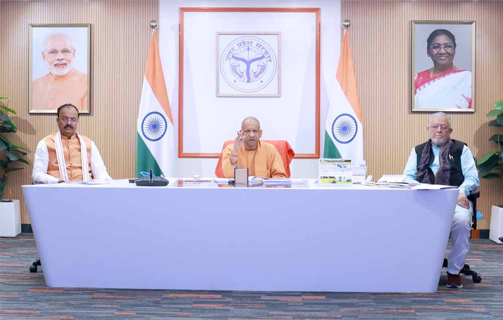 एटा से बड़ी शुरुआत : इनोवेशन के जरिए आत्मनिर्भर बन रही महिलाएं